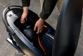 Bild in Galerie-Betrachter laden, unu Scooter Move 2kW